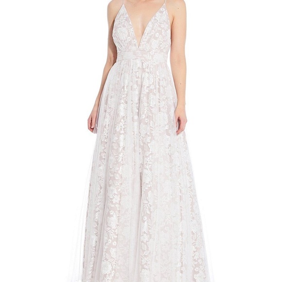 Aidan by Aidan Mattox Size 2 Embroidered Mesh Gown - Picture 2 of 3